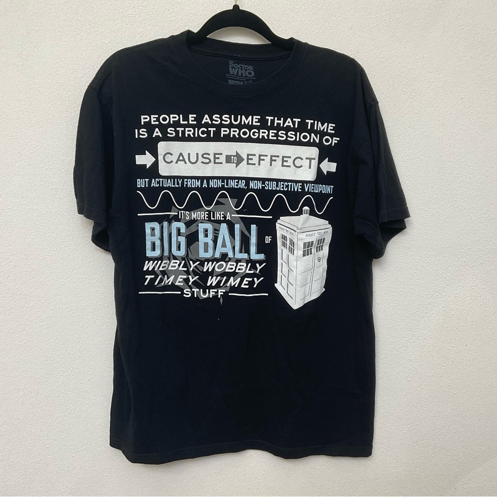 Doctor Who Black, Blue, White Time Quote Graphic Short Sleeve T-Shirt Size Large